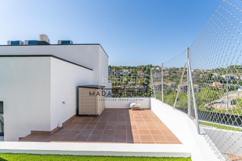 Foto ac463dac-6cc5-4867-8bba-defe0a76eb11. Xalet amb calefacció aparcament piscina a Segur de Calafell nucli urbà Segur de Calafell