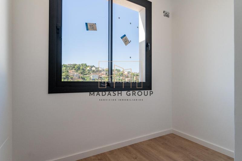 Foto fdb59568-91ed-45e1-aa61-1d72638e564d. Xalet amb calefacció aparcament piscina a Segur de Calafell nucli urbà Segur de Calafell