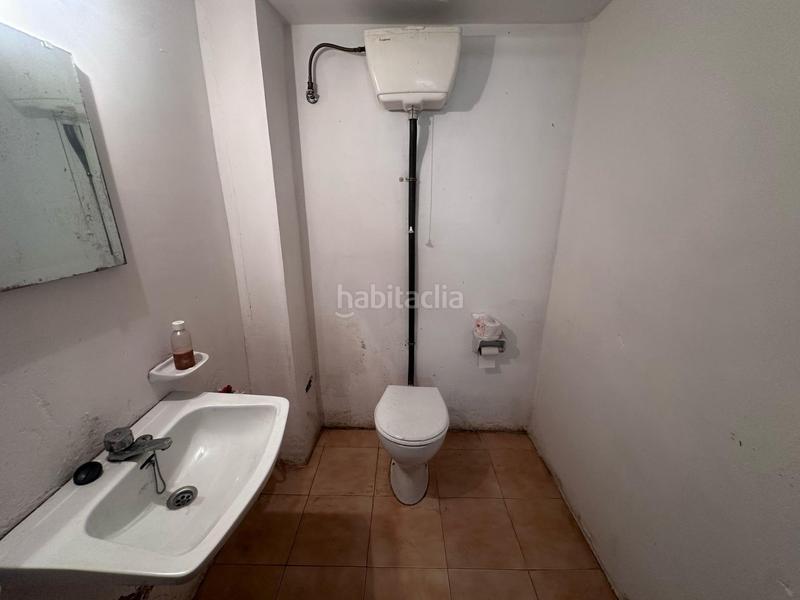 Foto e063c4ee-06af-4ce5-ac9d-2c9e62af69d5. Lloguer local comercial a Valls