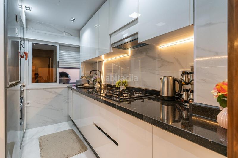 Foto 24d9c3e5-a891-45df-870e-965ffa4ebea2. Pis amb calefacció a Llevant Reus