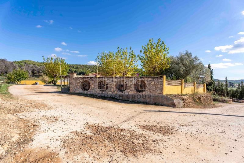 Foto df6a4e49-a7c1-4f4d-a8b9-39a953ac5f81. Mas avec parking dans Bonastre