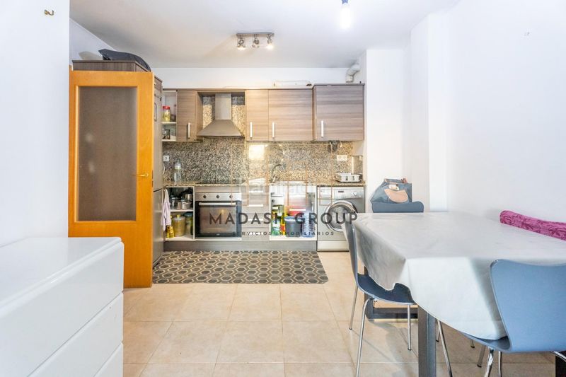 Foto dff6e034-1964-4f15-a50b-2e79c7947f69. Ático  con solárium privado de 50 m2 luz, privacidad y calidad de vida en Reus