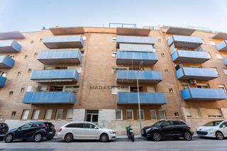 Pis  Bergueda. Piso amplio y luminoso con terraza y parking en el tancat, el ve