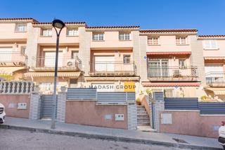 Casa adossada  Bisbe catala