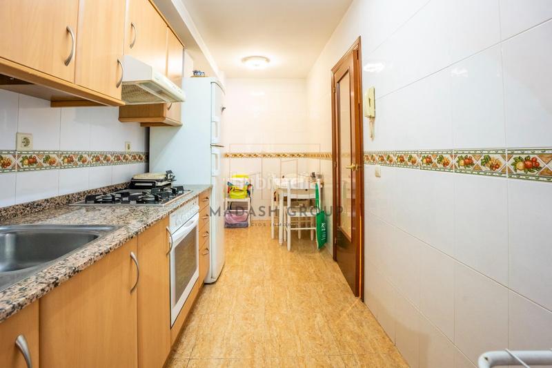 Foto dbce8703-8465-4e4d-b73d-5d60192911d9. Etagenwohnung mit parking in Centre Reus