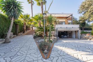 Chalet  Carrer sere. Chalet independiente en valls, provincia tarragona.