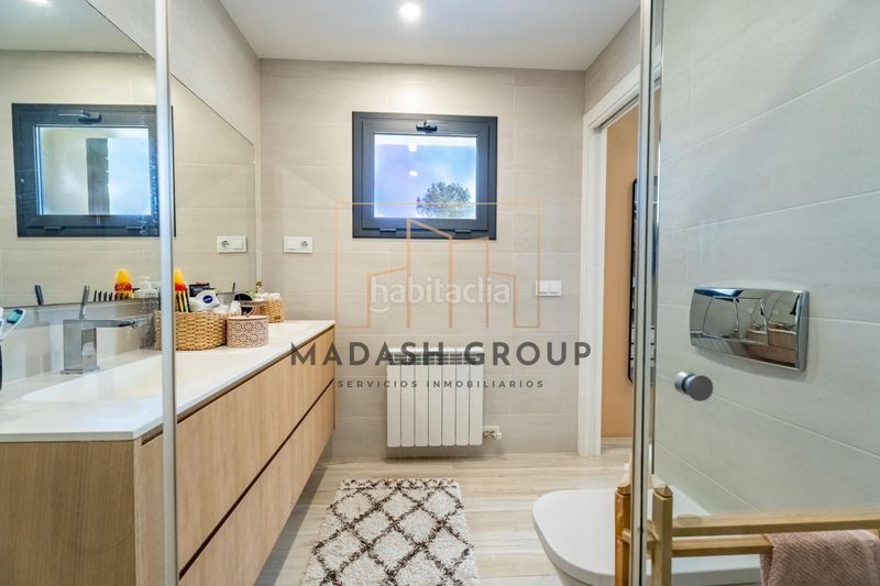 Foto 45cbe2ec-66c7-4950-ba5c-7b43c2fdf1ea. Xalet amb aparcament piscina a Centre Vendrell (El)