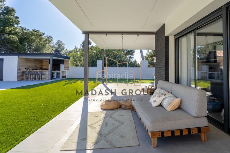 Foto 77ca6629-92da-4c13-923b-c4b96be8daa9. Xalet amb aparcament piscina a Centre Vendrell (El)