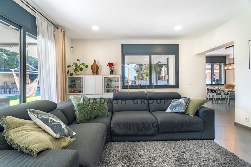 Foto 79c88c45-2d7c-405a-bb62-4f6e6697c296. Xalet amb aparcament piscina a Centre Vendrell (El)