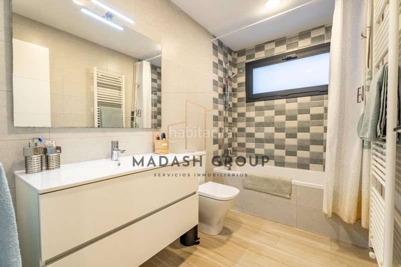 Foto a24f8a46-9a8d-4b8a-817d-9278bf151c19. Xalet amb aparcament piscina a Centre Vendrell (El)