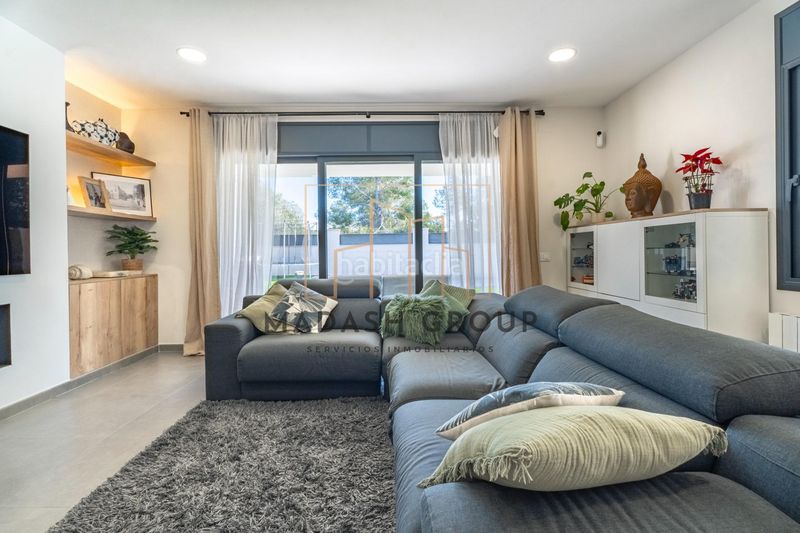 Foto da1a21c6-01b9-431b-a53a-eb94bbff42c7. Xalet amb aparcament piscina a Centre Vendrell (El)