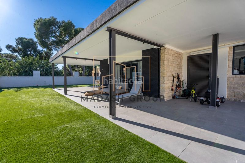 Foto de2f1aa1-c367-4896-bbe7-66d7d444e915. Xalet amb aparcament piscina a Centre Vendrell (El)