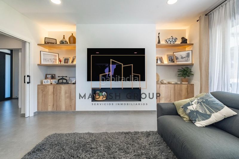 Foto f00d6585-a5ae-4331-9dc6-0ba84885d0cd. Xalet amb aparcament piscina a Centre Vendrell (El)