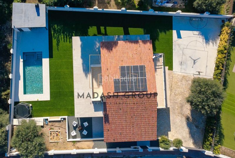 Foto fd4a9704-8403-4ab9-8d78-4cd001e262bb. Xalet amb aparcament piscina a Centre Vendrell (El)