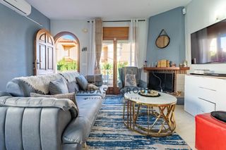 Maison jumelée  Carrer mont-roig de sio. Chalet pareado con vistas al mar y montaña