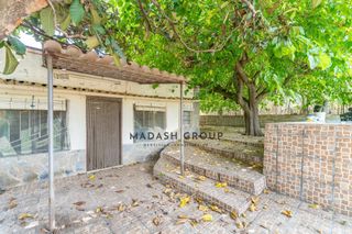 Casa in Partida disseminat. Finca rustica en catllar.