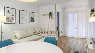 Flat in Carrer gas del 3. Piso 3 habitaciones, 2 baños en mestral.
