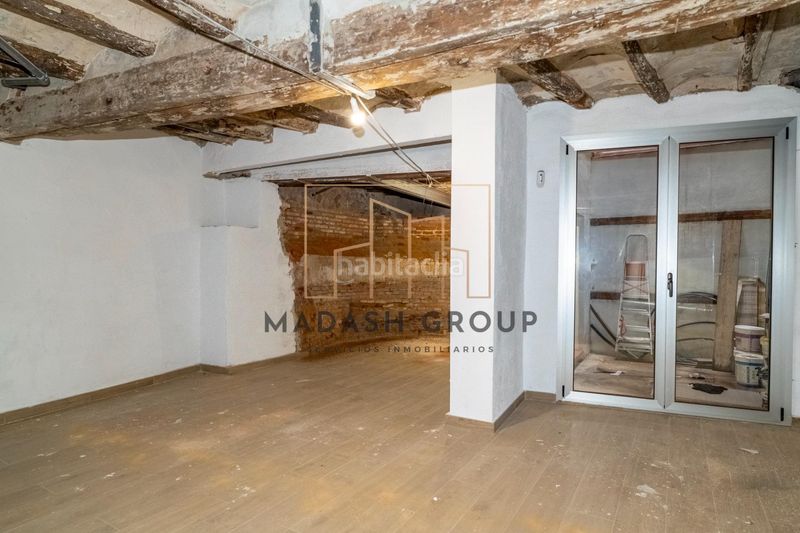 Foto dd3a50e2-6e3f-4254-8f7e-f1f6143e30c3. Lloguer local comercial a Centre Reus