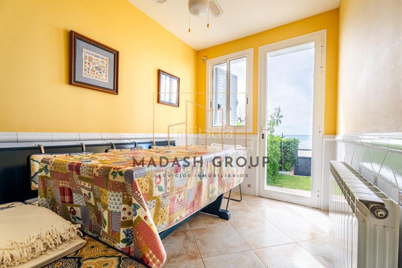 Foto 9ad9abb2-b9b8-4d45-861c-962e13f858dc. Casa adossada amb calefacció aparcament a Altafulla