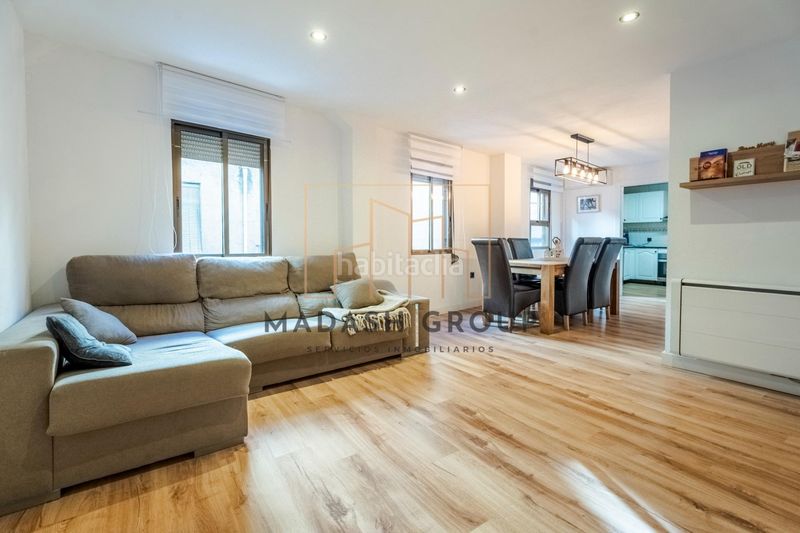 Foto 2a17afbc-f1e5-4ad9-b76f-f9ecda385c0a. Casa amb calefacció aparcament a Centre Reus