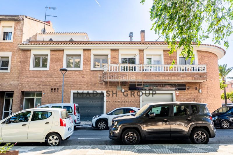 Foto ff6f97a1-c388-493a-8705-284f0cce3fdd. Casa adossada a Migjorn Reus