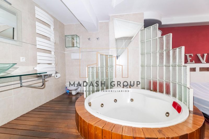 Foto b60b863e-def2-40d0-9baa-03cccd90e063. Pis amb aparcament a pla de maset - cap de Salou Salou