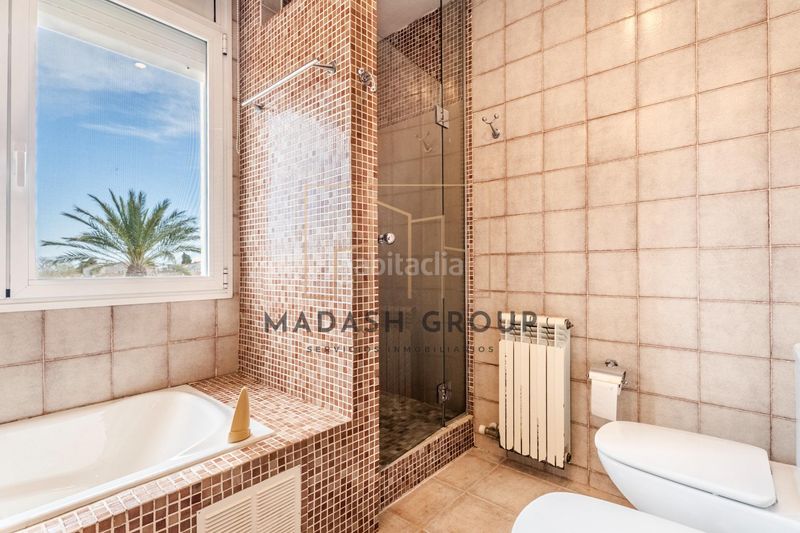 Foto 0c32ae88-7eb6-49f3-9915-774e45320d47. Casa adossada amb aparcament a Migjorn Reus