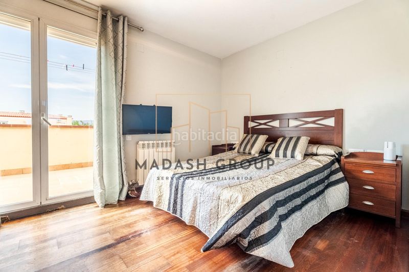 Foto 20bff2eb-3f4f-4bf4-b8ed-1b49ca9f6169. Casa adossada amb aparcament a Migjorn Reus