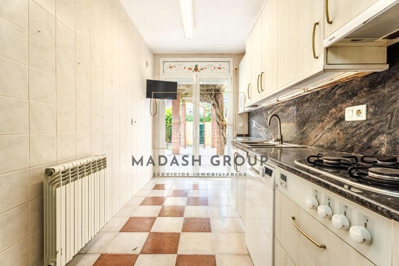 Foto 47037bc9-29ef-437b-b137-21f3a9b8cb07. Casa adossada amb aparcament a Migjorn Reus