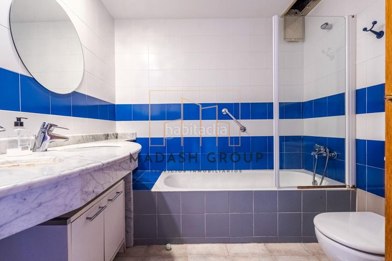 Foto 65df2c5c-fa68-4fab-8b74-784e5ff17d06. Casa adossada amb aparcament a Migjorn Reus