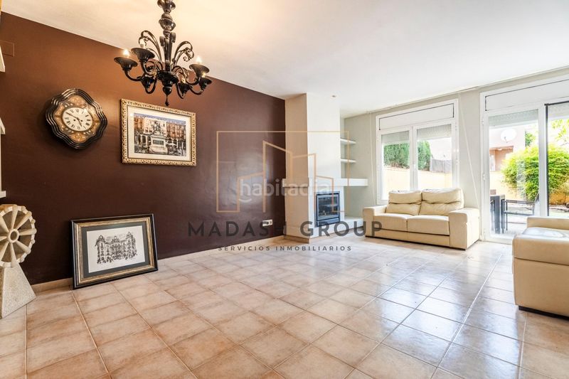 Foto 71483cc1-065b-493d-b758-871e478a4aca. Casa adossada amb aparcament a Migjorn Reus