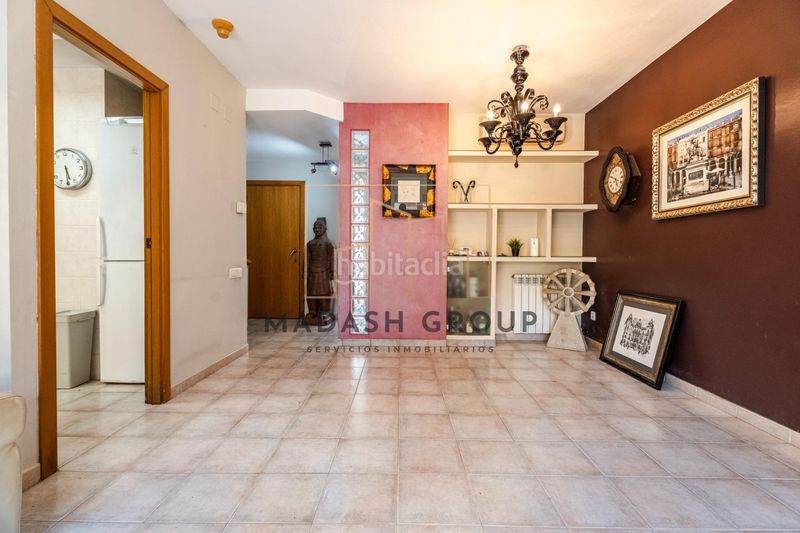 Foto 7ed15497-baf3-4dc5-b52c-b8dd85e81233. Casa adossada amb aparcament a Migjorn Reus