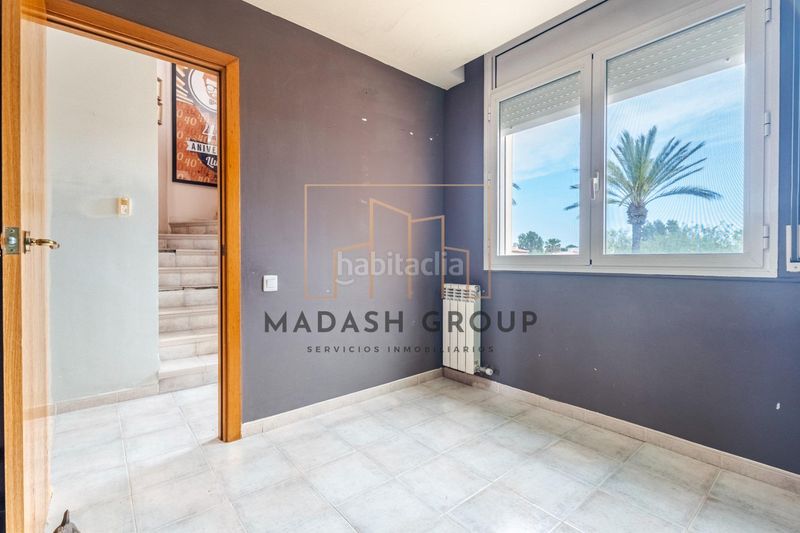 Foto 963f1f32-2bbd-407c-9689-b452106f696d. Casa adossada amb aparcament a Migjorn Reus