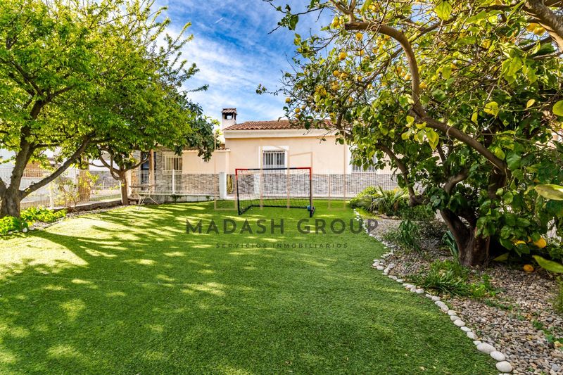 Foto 2fbfaaeb-0539-4745-bcd8-a2a2563efa63. Casa amb aparcament piscina a Poble Mont-roig del Camp
