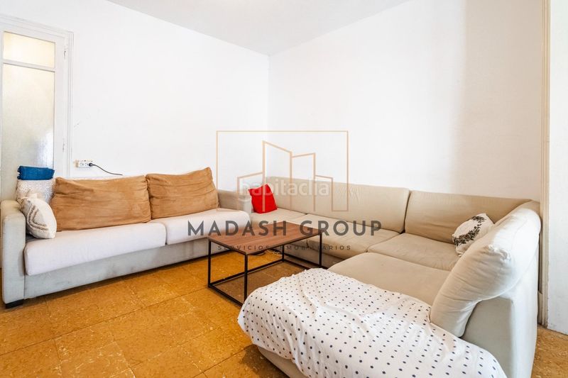 Foto a2cbe10f-a808-4a5b-a092-6237e2884f40. Edificio oportunidad de inversion con alta rentabilidad centro en Reus