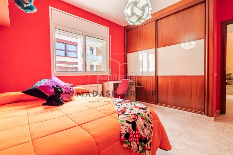 Foto f663b73e-c5fb-489b-8ce1-acc9e548d07e. Casa aparellada amb calefacció aparcament piscina a Vendrell (El)