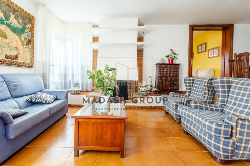 Foto 0786d050-e651-41fc-b110-8ef2bb474042. Casa amb aparcament a Pino Alto Miami Platja