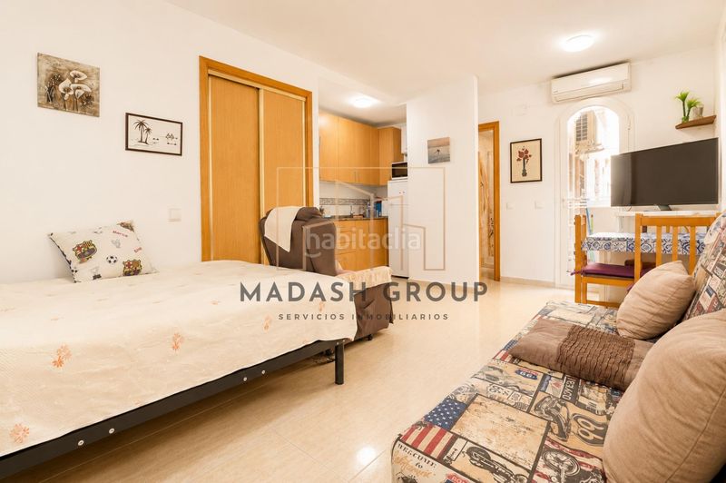 Foto f72525c0-b582-4ae3-8ff1-d7e674bb8f3c. Estudi amb aparcament piscina a Platja de Mont-roig Mont-roig del Camp
