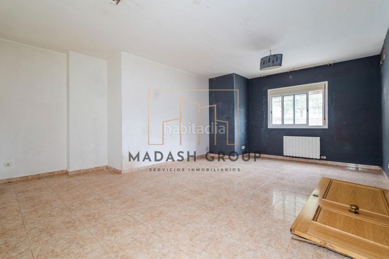 Foto baa03eeb-b214-451c-932d-54b67f9dcd3a. Pis amb aparcament a Valls