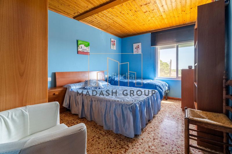 Foto 324f99a9-d55f-43a3-8754-62d960f7f04e. Casa amb calefacció aparcament a Botarell