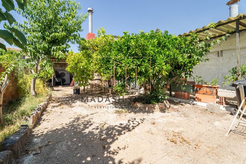 Foto 4fd1a2cd-7cd6-49a5-8d6a-e59ae0517242. Casa amb calefacció aparcament a Botarell