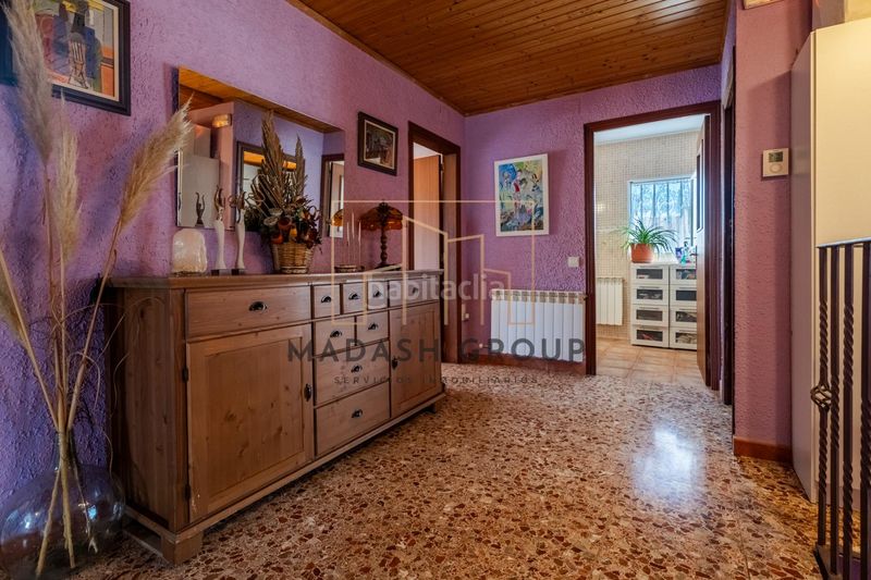 Foto 8483b3fa-ecba-4a34-9346-2f662bbf08ce. Casa amb calefacció aparcament a Botarell