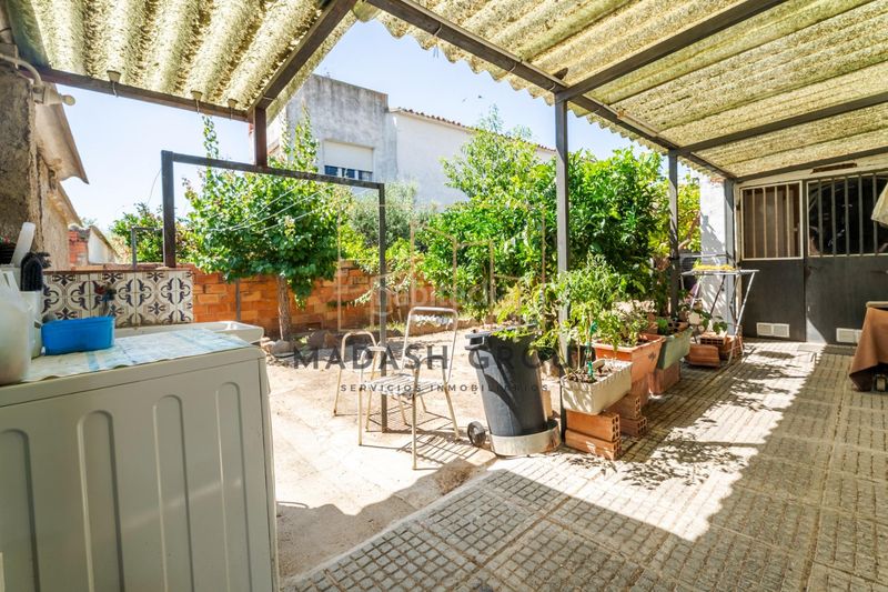 Foto b1868e8d-e01d-4722-8131-91b1ce85ebf0. Casa amb calefacció aparcament a Botarell