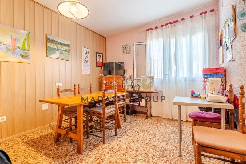 Foto d69f668e-7f42-4b3e-8cfb-63cd32d6a25f. Casa amb calefacció aparcament a Botarell