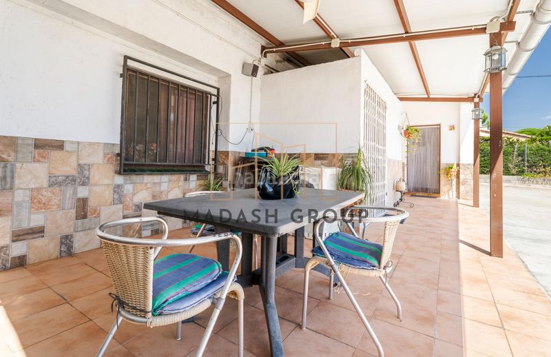 Foto e38c9fa6-6dc2-4e2d-8022-e427d9c5602a. Casa amb calefacció aparcament a Botarell