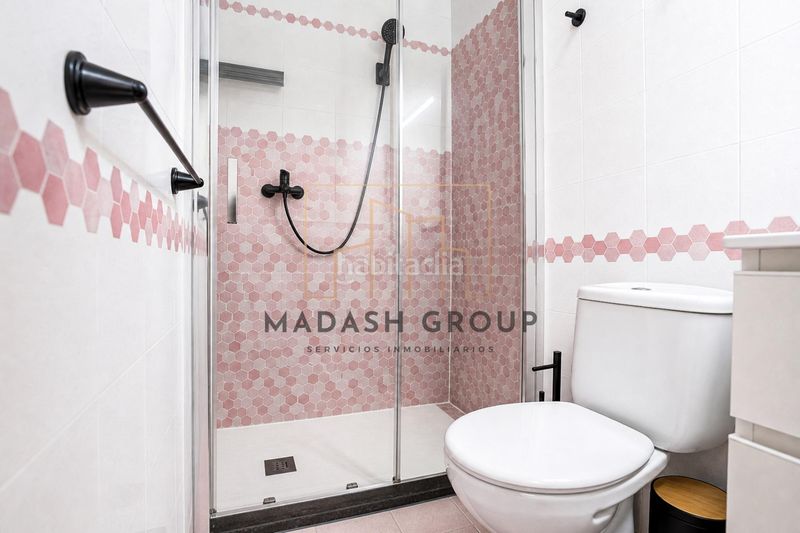 Foto b7b4aebe-5bca-4443-9802-de9c33488542. Casa con riscaldamento parcheggio piscina in Cunit residencial Cunit