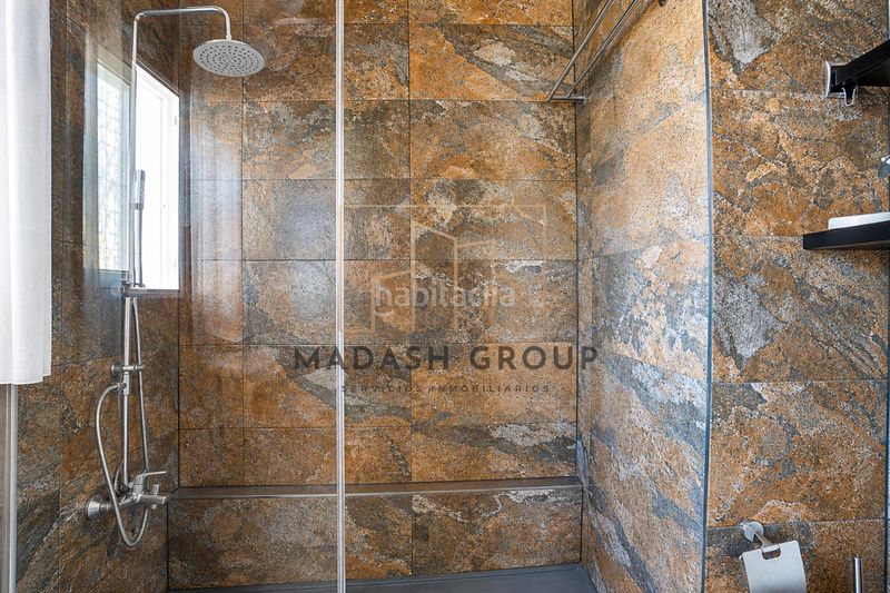 Foto e277c274-07b1-445f-9fee-32aafe983a91. Casa con riscaldamento parcheggio piscina in Cunit residencial Cunit