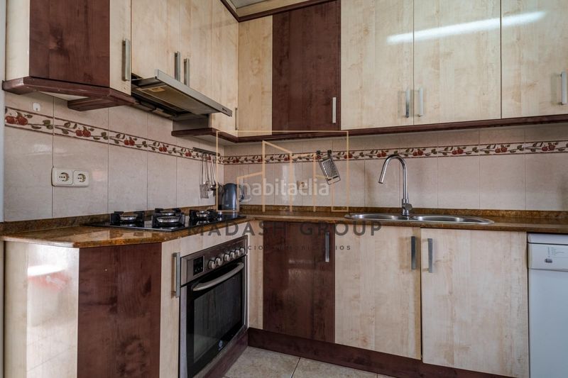 Foto a6215db7-59d7-4680-84a5-1abf590e56f2. Casa aparellada amb calefacció aparcament a Sant Salvador Tarragona