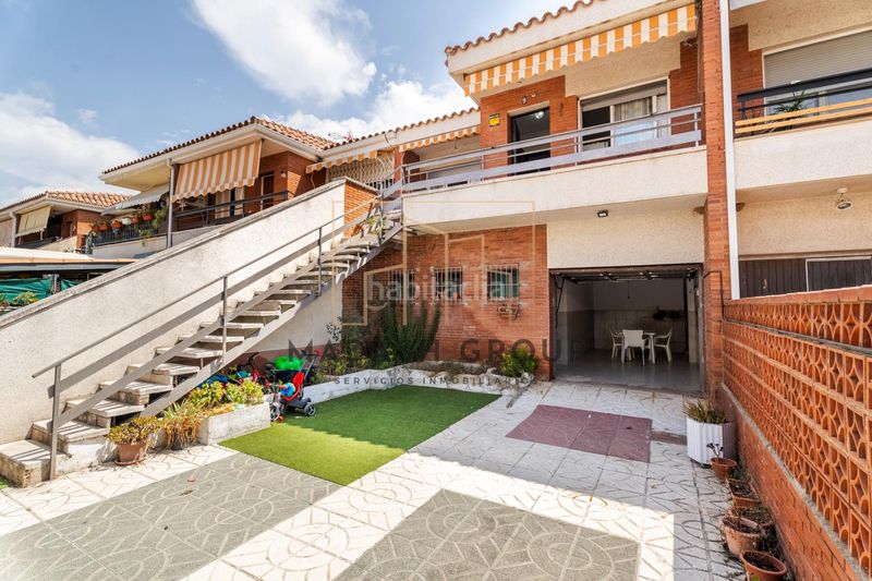 Foto aafed57c-bb4b-4b67-aa19-24aaf39465ae. Casa aparellada amb calefacció aparcament a Sant Salvador Tarragona