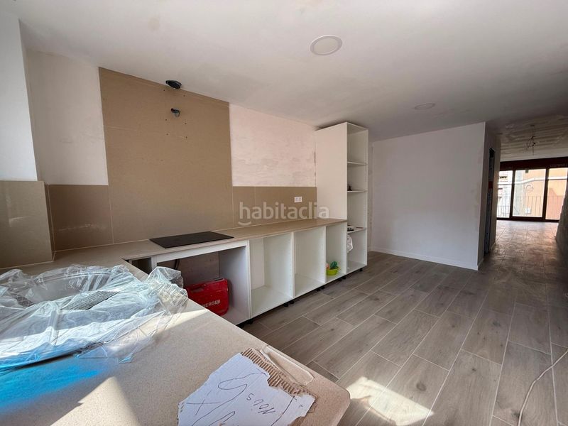 Foto 316b1d8a-a548-4f86-8987-e07fb69cbeaf. Casa aparellada amb calefacció aparcament a Canonja (la)